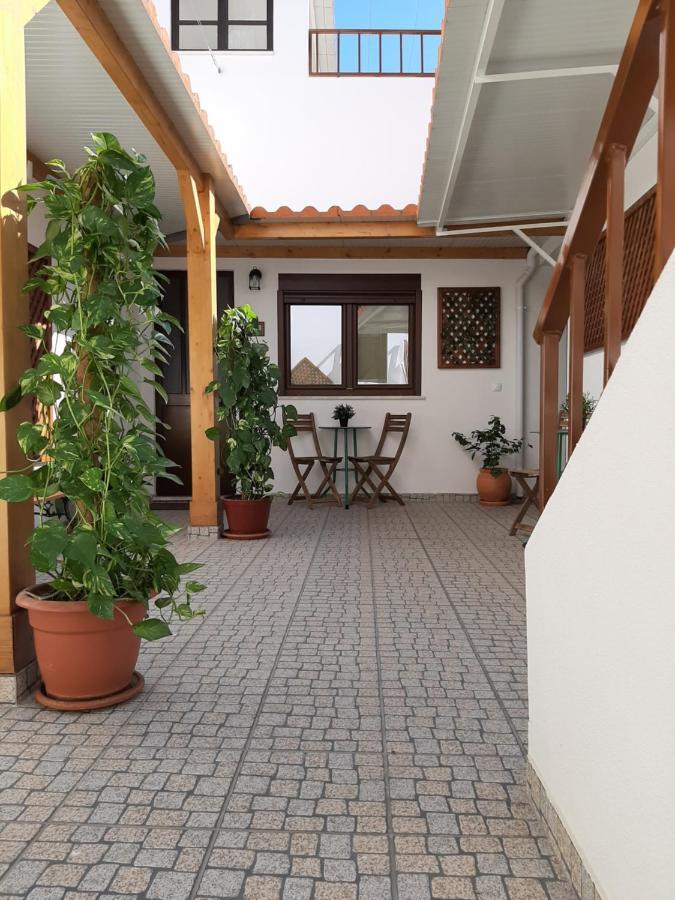 Appartement Alojamento Ferreira - Apartamento A à Santiago do Cacém Extérieur photo