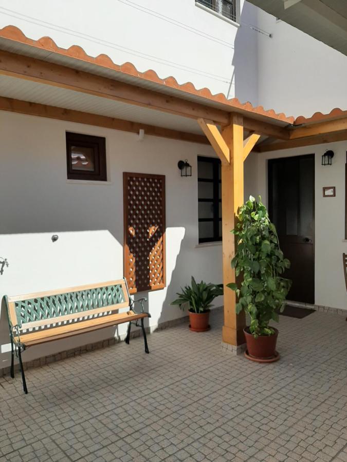 Appartement Alojamento Ferreira - Apartamento A à Santiago do Cacém Extérieur photo